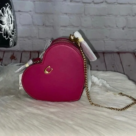 Coach HEART Shaped Xbody/Card Case 2pc Set - Picture 2 of 9
